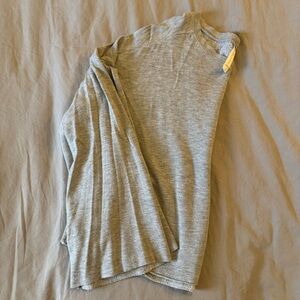 Alterd state wide sleeve top